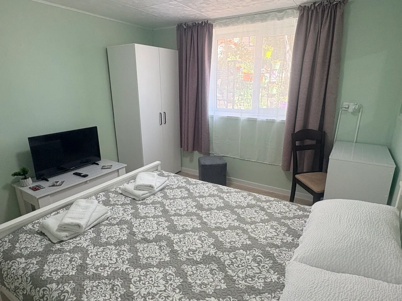 Апартамент с кухня във Velonia Guest House — кадър 2